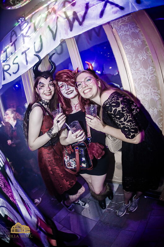 251101_halloween3-45.jpg